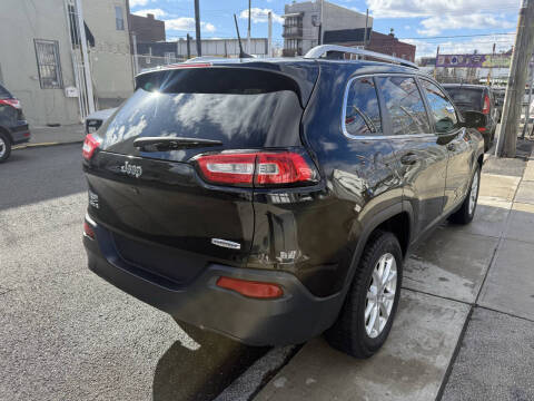 2018 Jeep Cherokee Latitude Plus