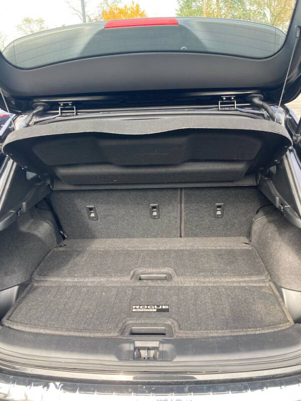 2020 Nissan Rogue Sport SV