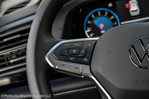 2024 Volkswagen Atlas Cross Sport SEL R-Line 4Motion