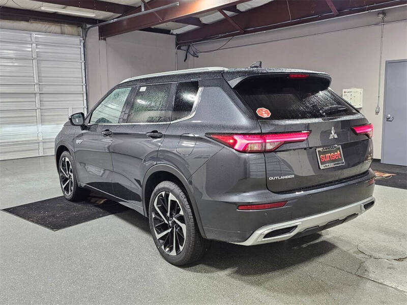 2025 Mitsubishi Outlander PHEV