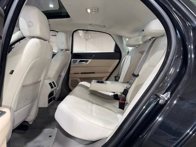 2016 Jaguar XF 35t Prestige