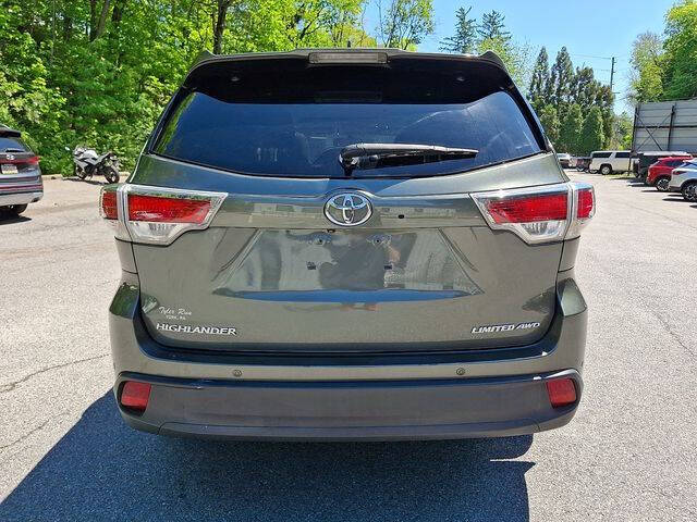 2016 Toyota Highlander Limited