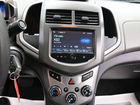 2016 Chevrolet Sonic LT Auto