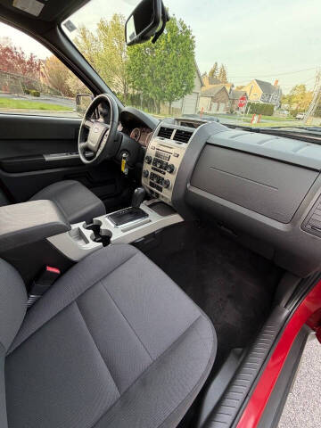2011 Ford Escape XLT