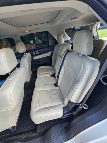 2016 Ford Explorer Platinum