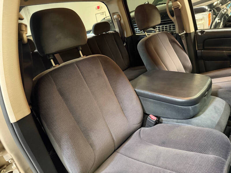 2004 Dodge Ram 2500 SLT