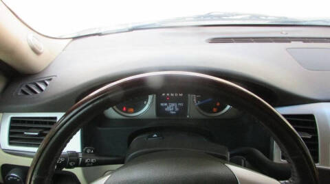 2010 Cadillac Escalade Luxury