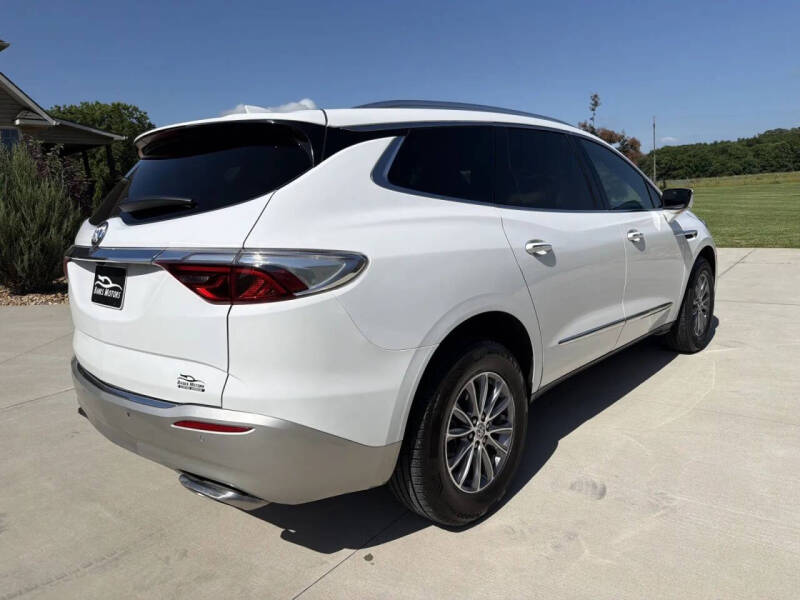 2023 Buick Enclave Essence