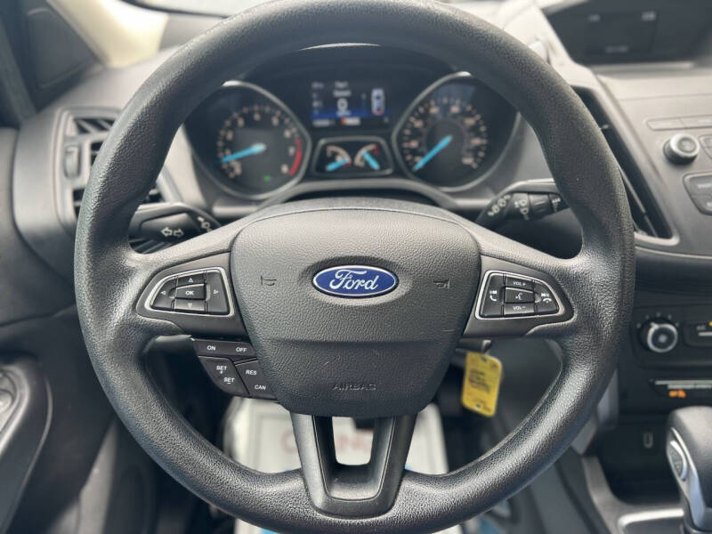 2019 Ford Escape S