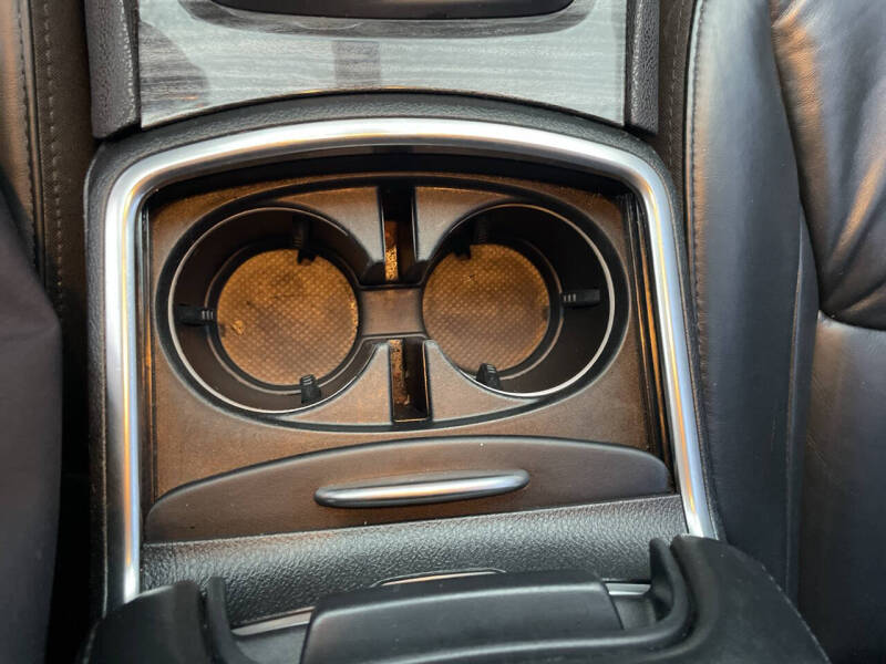 2017 Chrysler 300 Limited