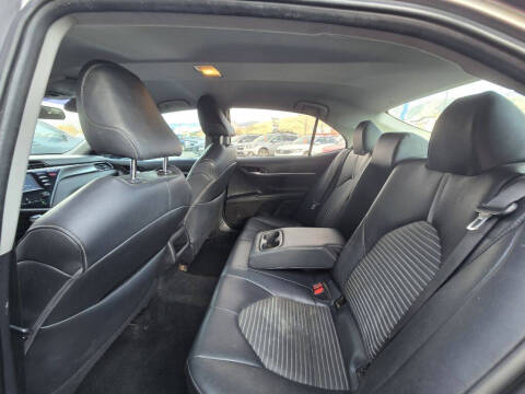 2019 Toyota Camry SE