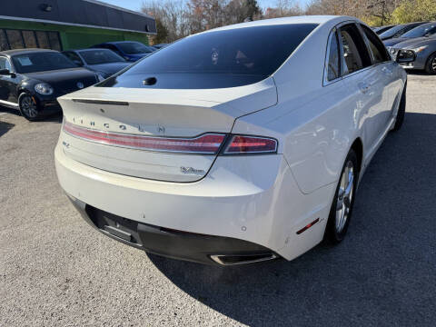 2013 Lincoln MKZ