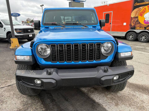 2025 Jeep Gladiator NightHawk