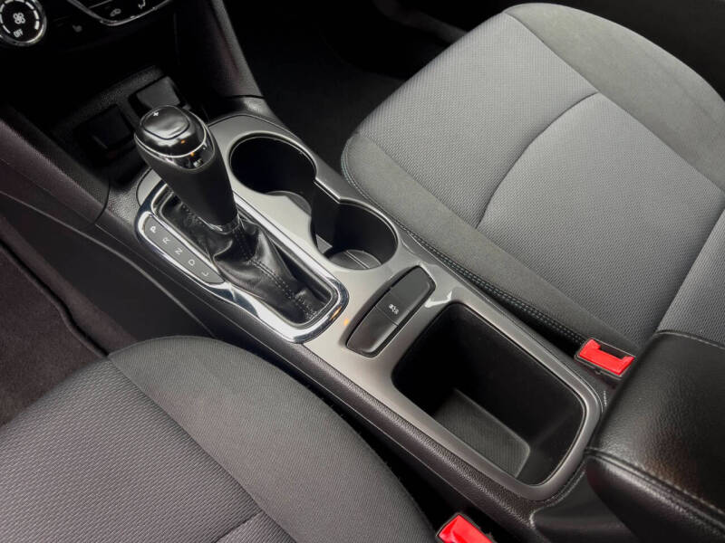 2018 Chevrolet Cruze LT Auto