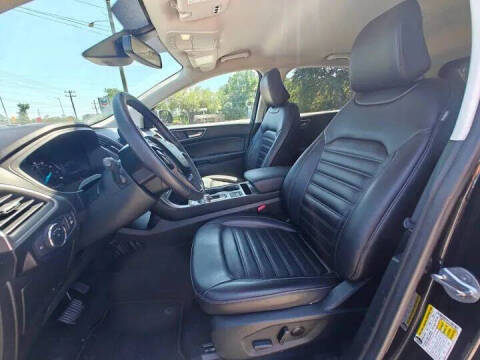 2022 Ford Edge SEL