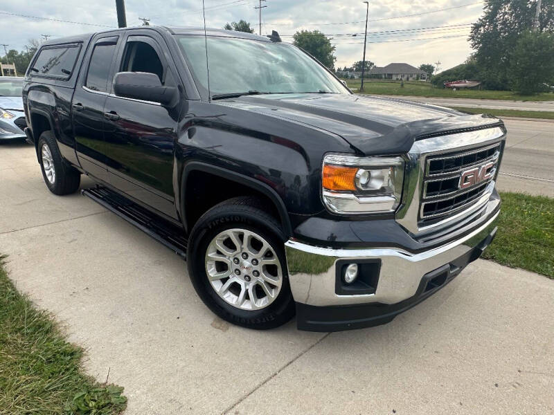 Used 2015 GMC Sierra 1500 SLE with VIN 1GTV2UEC6FZ239020 for sale in Oak Creek, WI