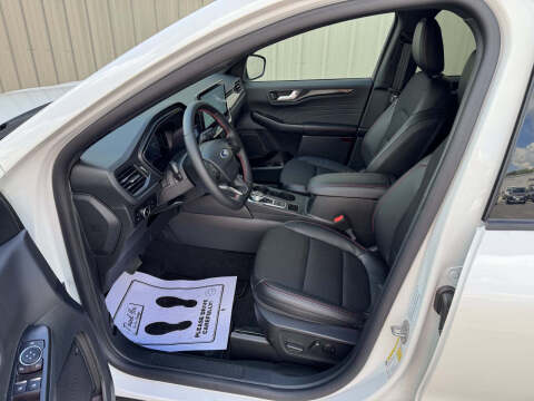 2026 Ford Escape Hybrid ST-Line Select