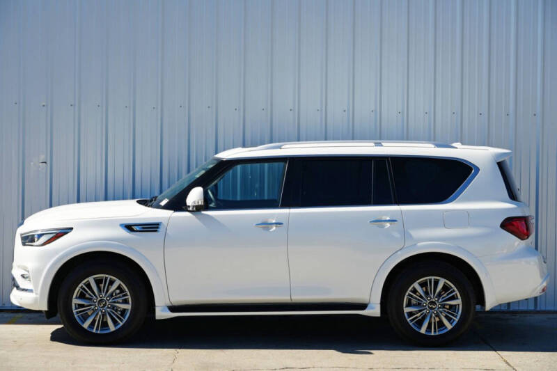 2023 Infiniti QX80 Luxe