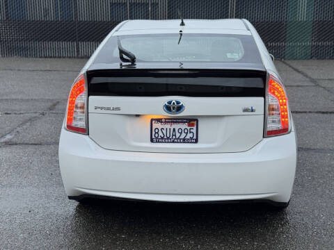 2015 Toyota Prius Two