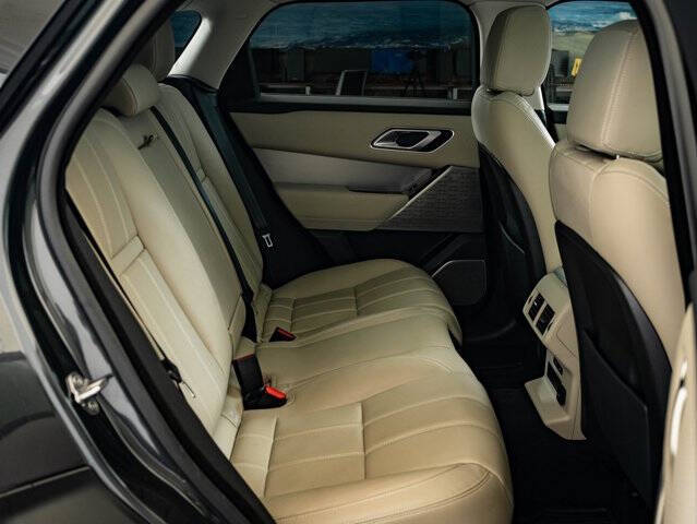 2022 Land Rover Range Rover Velar P250 R-Dynamic S