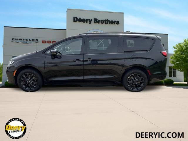 2021 Chrysler Pacifica Touring