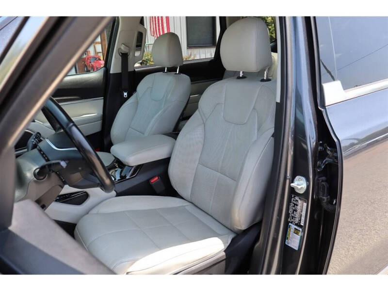 2020 Kia Telluride 11