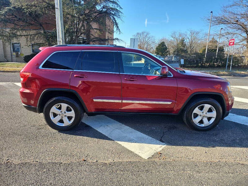 2012 Jeep Grand Cherokee Laredo