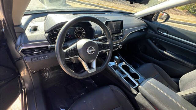 2023 Nissan Altima 2.5 SV