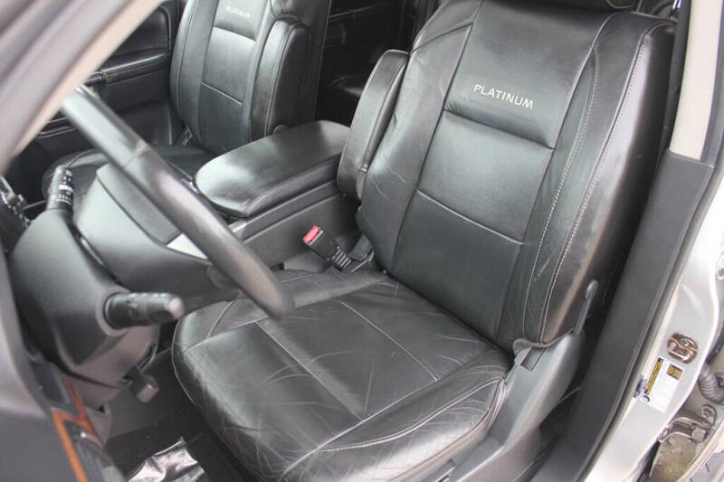 2014 Nissan Armada Platinum