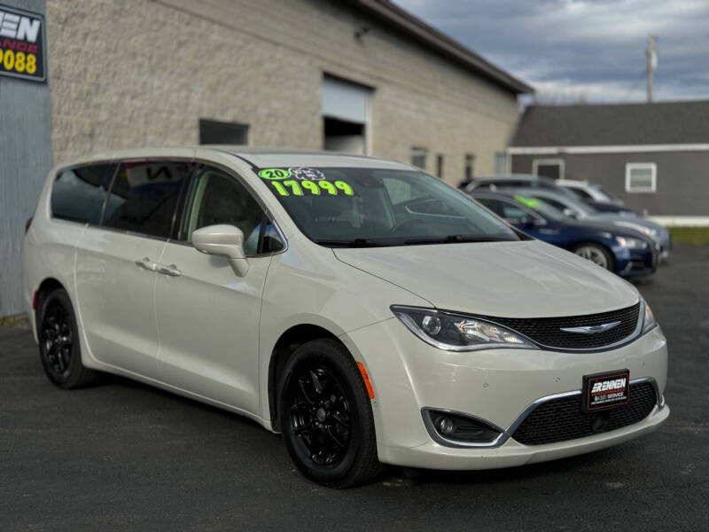 2020 Chrysler Pacifica for sale at Rennen Performance in Auburn ME