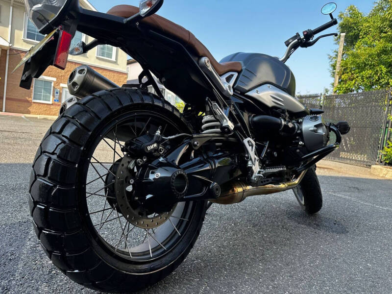 2019 BMW RNINE-T