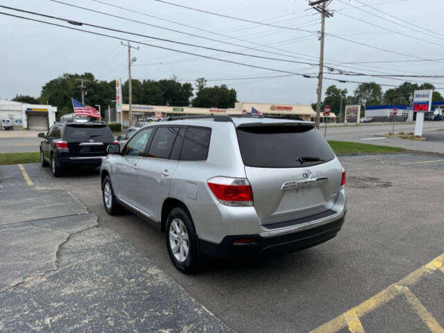 2013 Toyota Highlander for sale at Nutfield Petroleum in Londonderry, NH