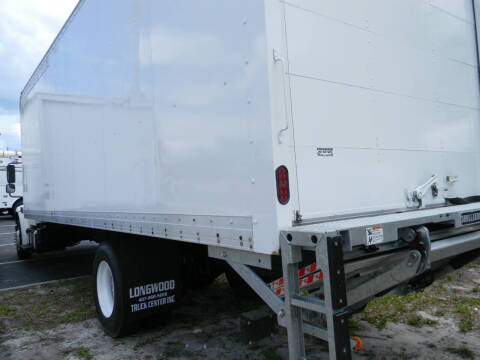 2017 Freightliner M2 106