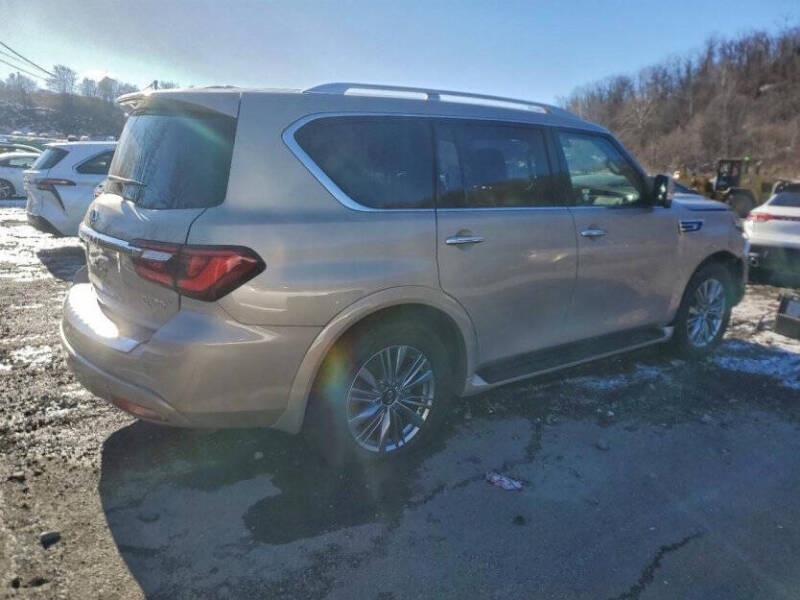 2023 Infiniti QX80 Luxe
