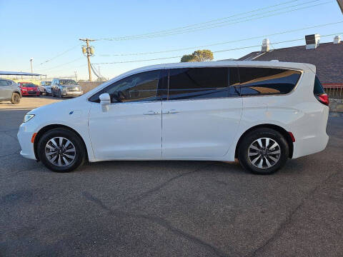 2022 Chrysler Pacifica Hybrid Touring L