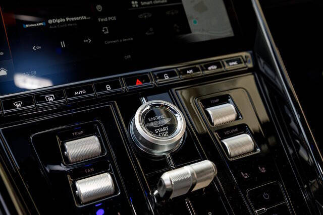 2026 Aston Martin DB12 V8