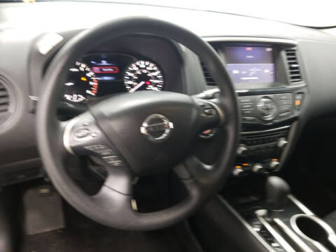 2018 Nissan Pathfinder S