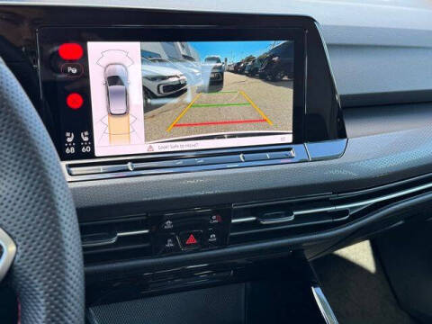 2024 Volkswagen Golf GTI Autobahn