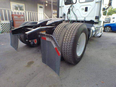 2016 Freightliner Cascadia