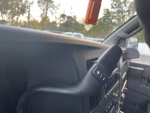 2025 Chevrolet Express 2500