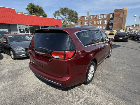 2018 Chrysler Pacifica Touring L