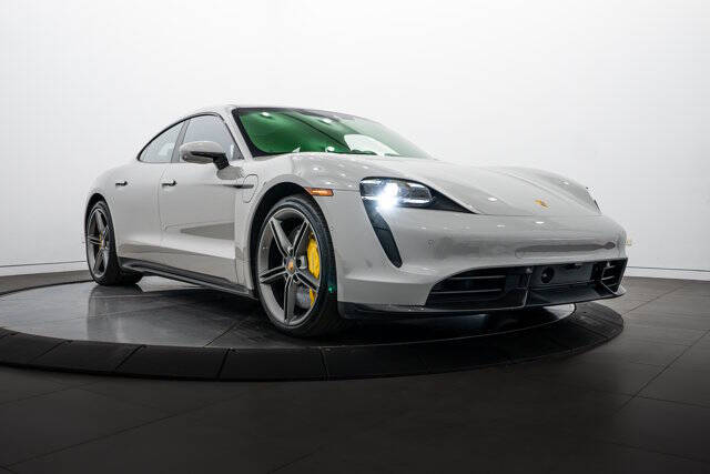 2022 Porsche Taycan Turbo S