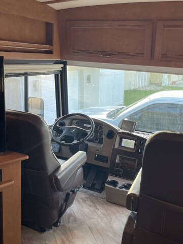 2017 Winnebago Forza 36G