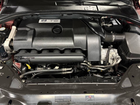 2015 Volvo XC70 T6 Platinum