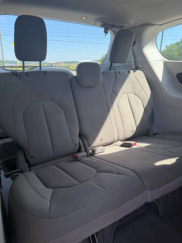 2017 Chrysler Pacifica Touring