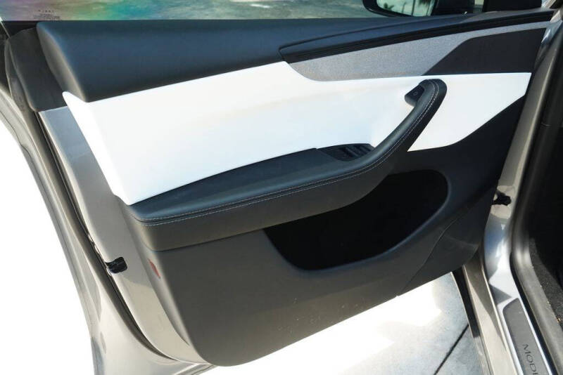 2026 Tesla Model Y Long Range