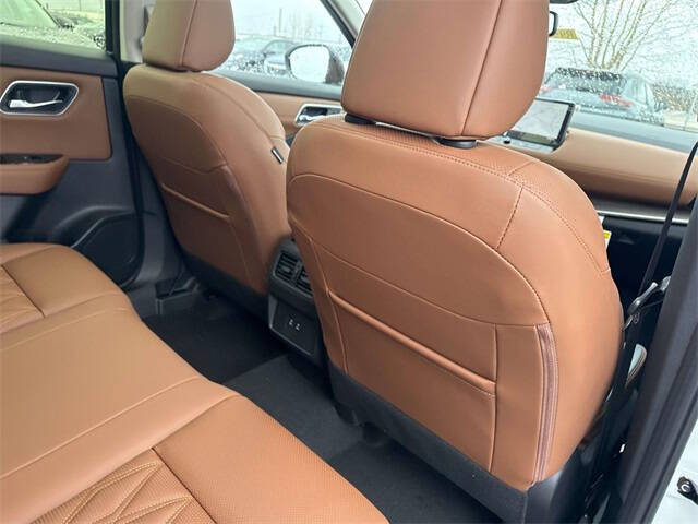 2025 Nissan Rogue Platinum