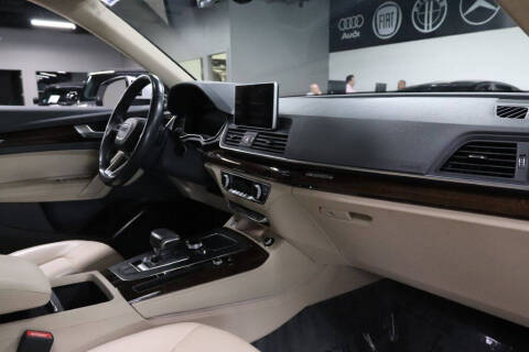 2020 Audi Q5 quattro Premium Plus 45 TFSI