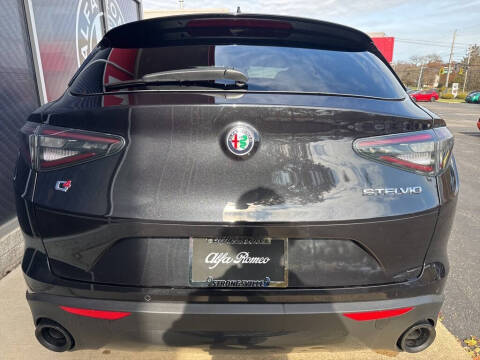 2025 Alfa Romeo Stelvio