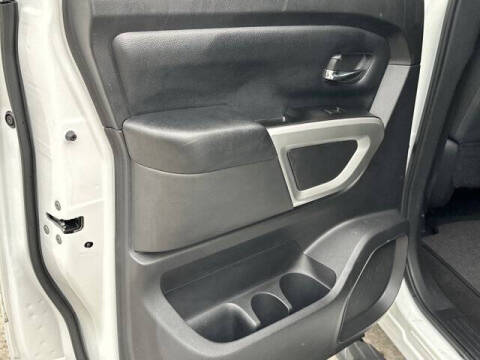 2019 Nissan Titan SV